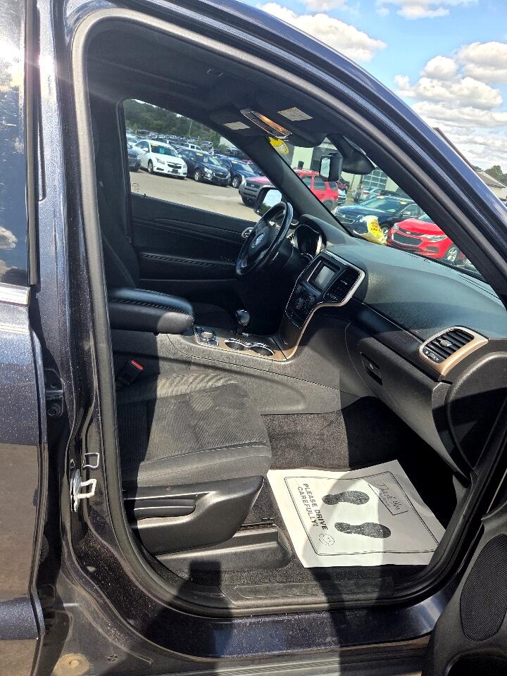 2014 Jeep Grand Cherokee Laredo photo 15
