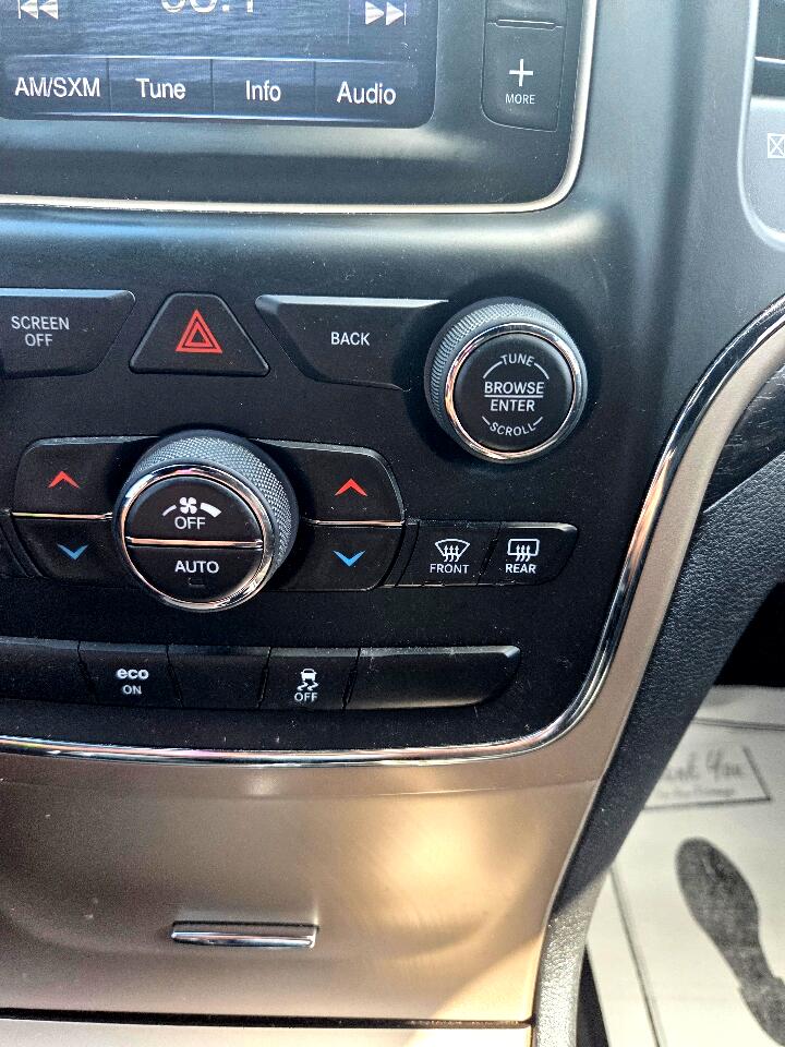 2014 Jeep Grand Cherokee Laredo photo 25