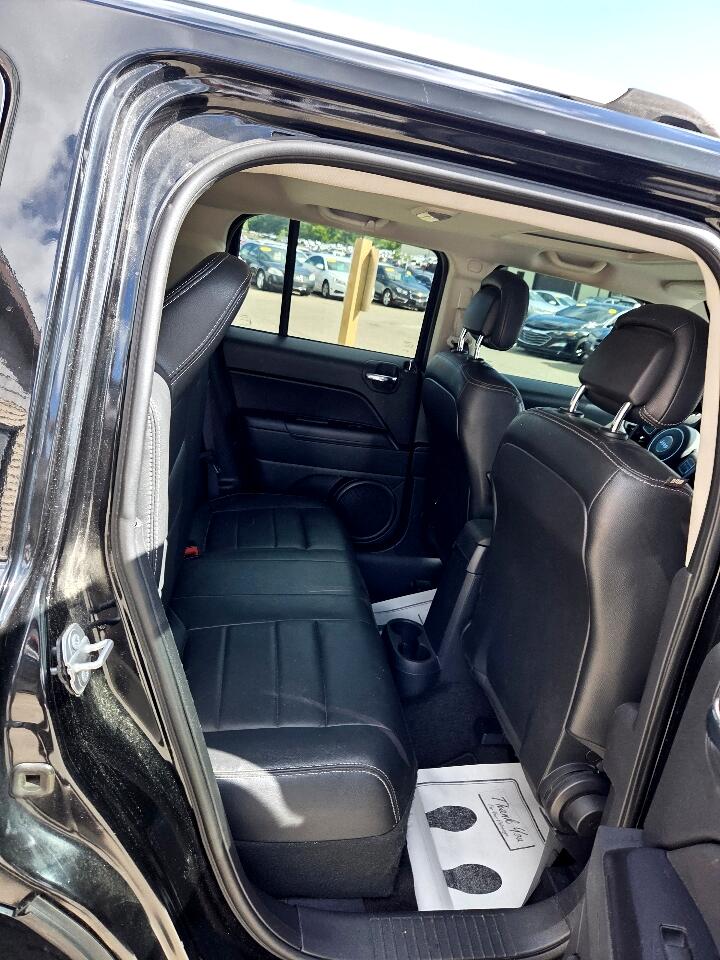 2017 Jeep Patriot Latitude photo 9