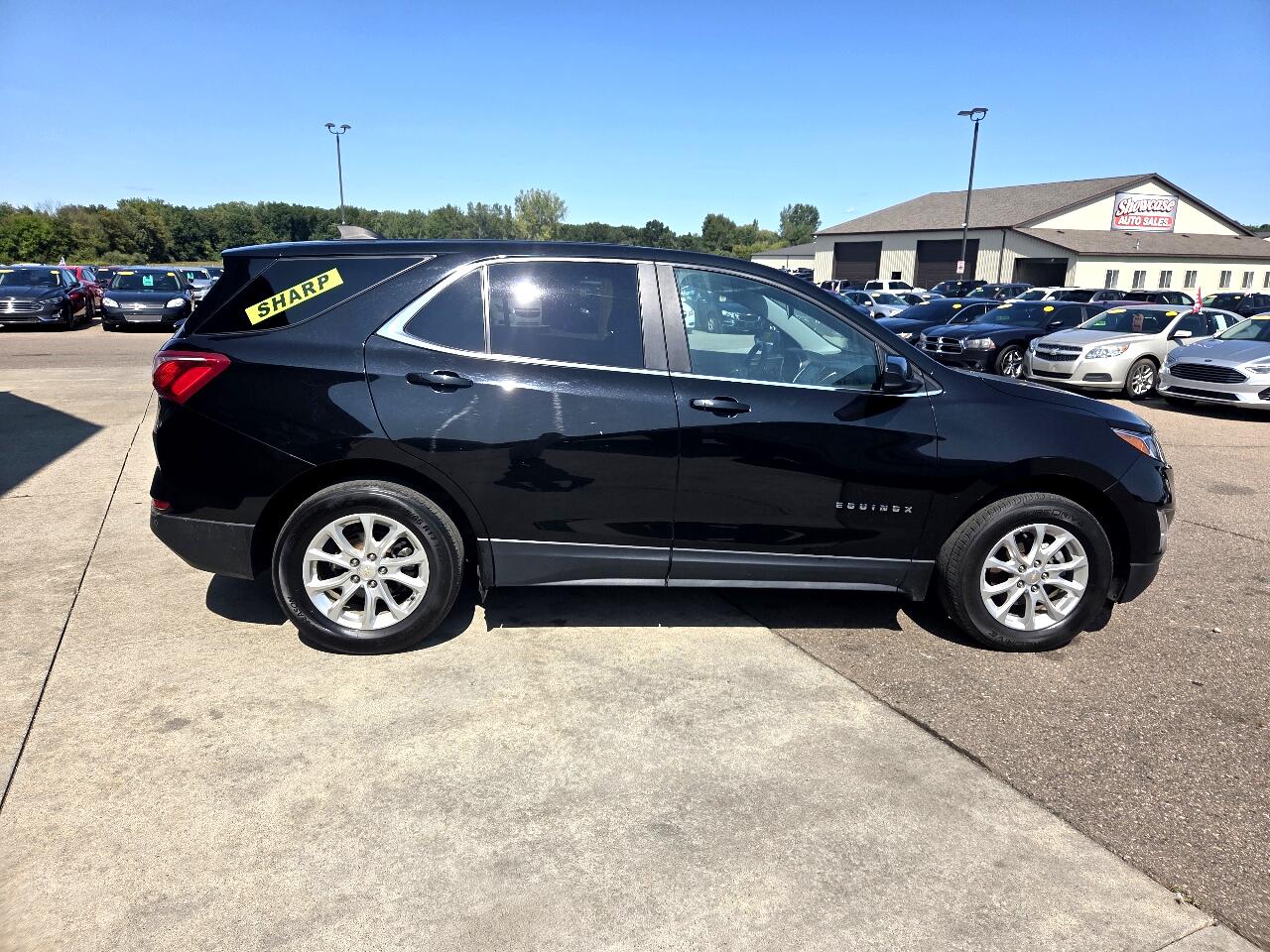 2021 Chevrolet Equinox LT photo 4