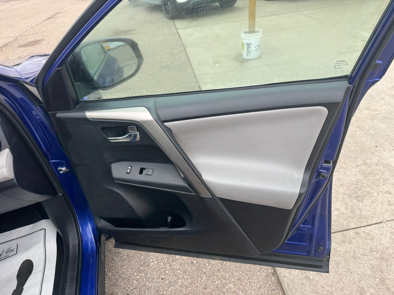 Toyota RAV4 Limited AWD 2015