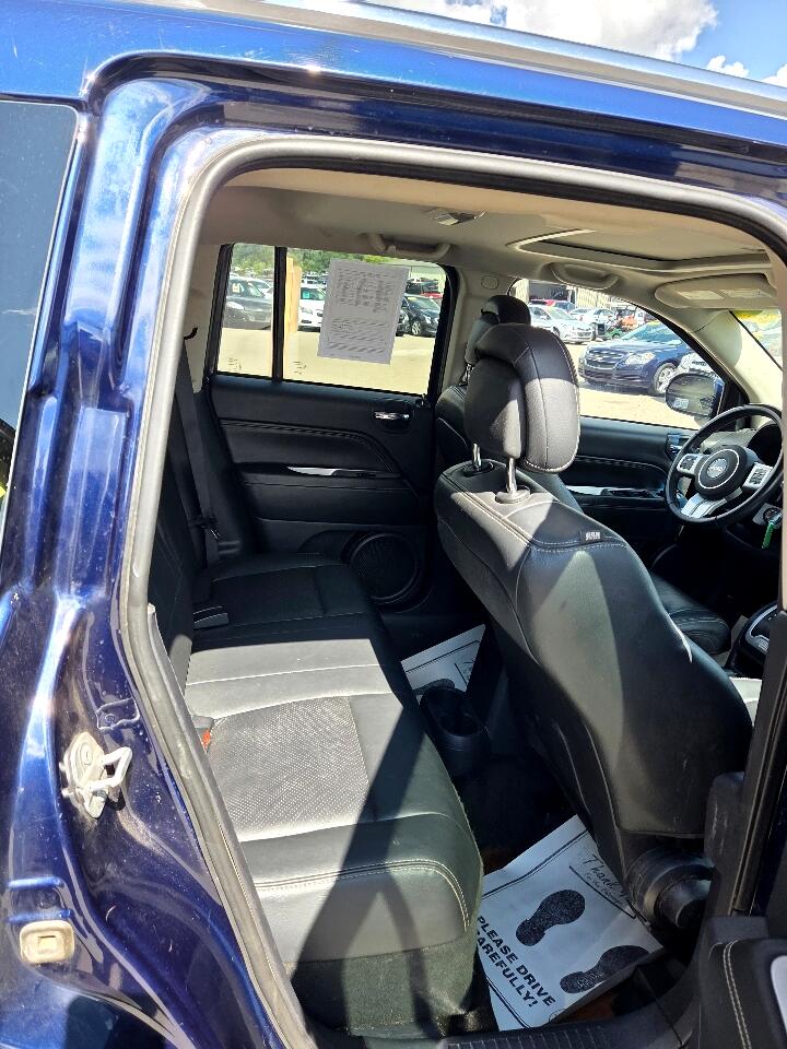 2017 Jeep Compass Latitude photo 12