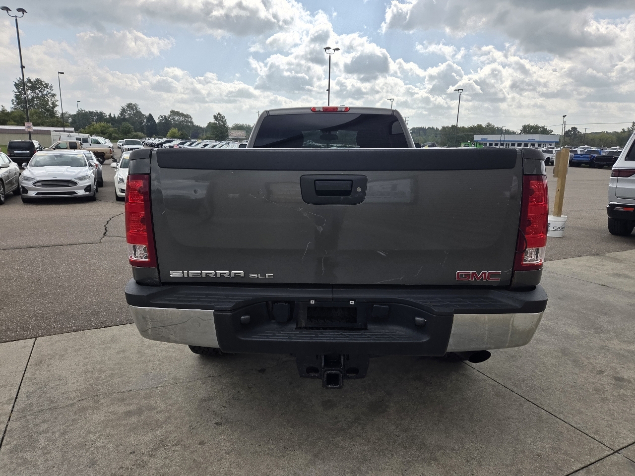 2011 Gmc Sierra SLE photo 4