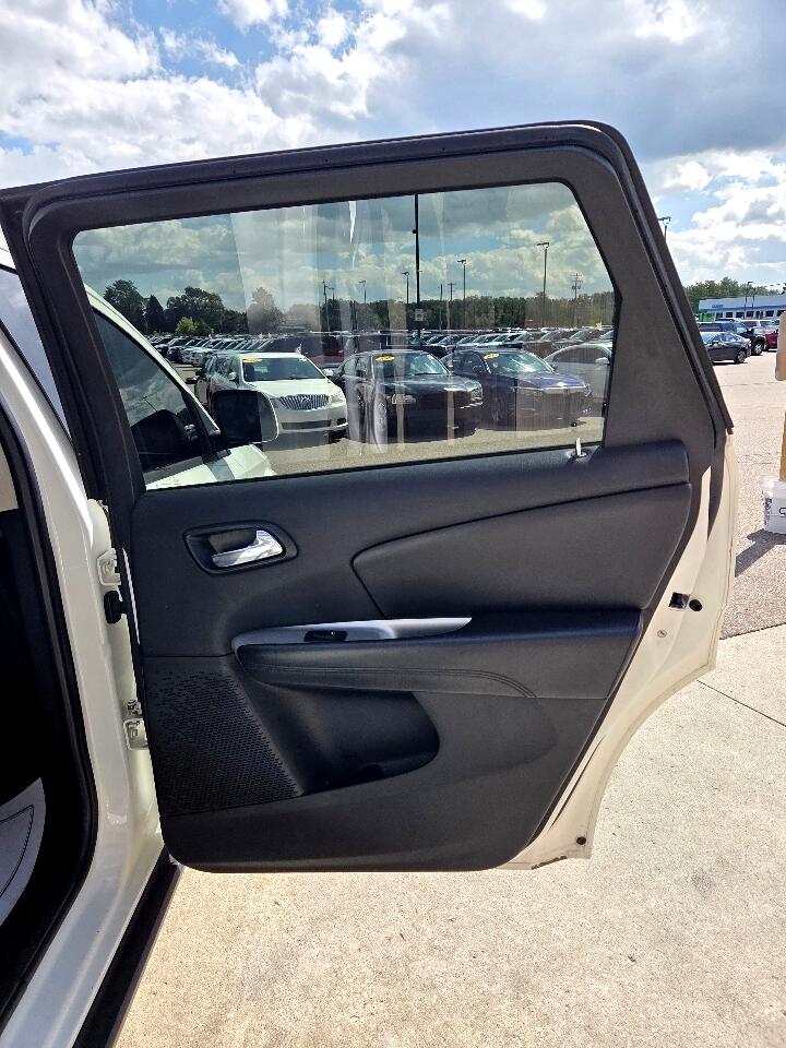 2016 Dodge Journey SXT photo 11