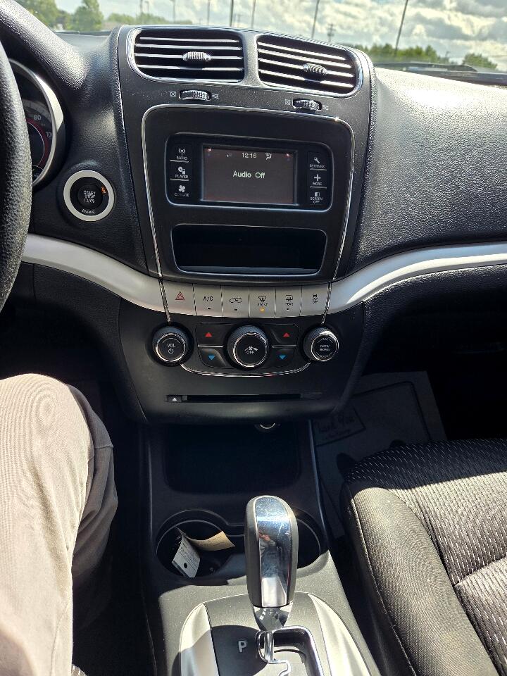 2016 Dodge Journey SXT photo 20
