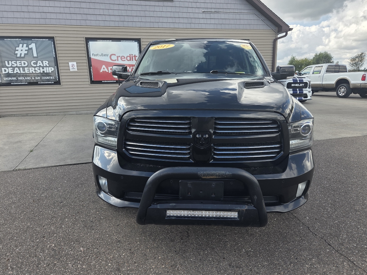2017 Ram 1500 Sport photo 2