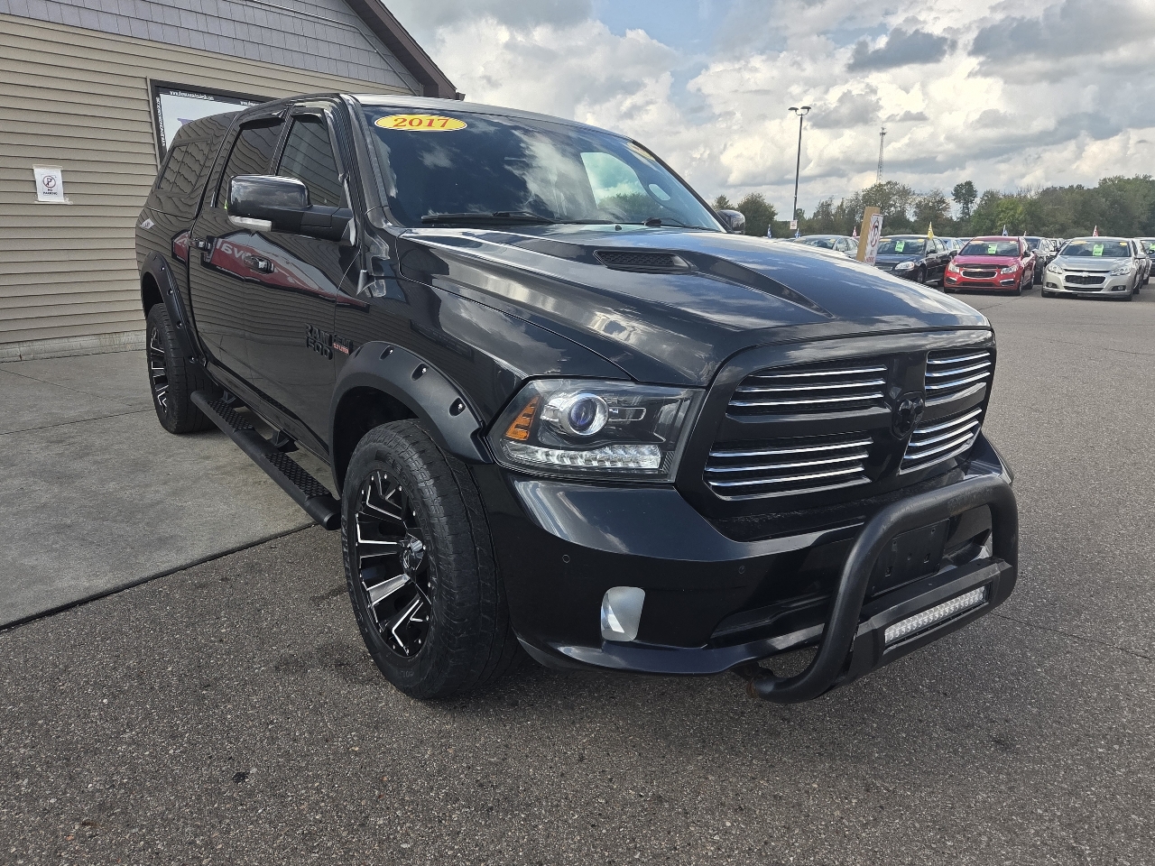 2017 Ram 1500 Sport photo 3