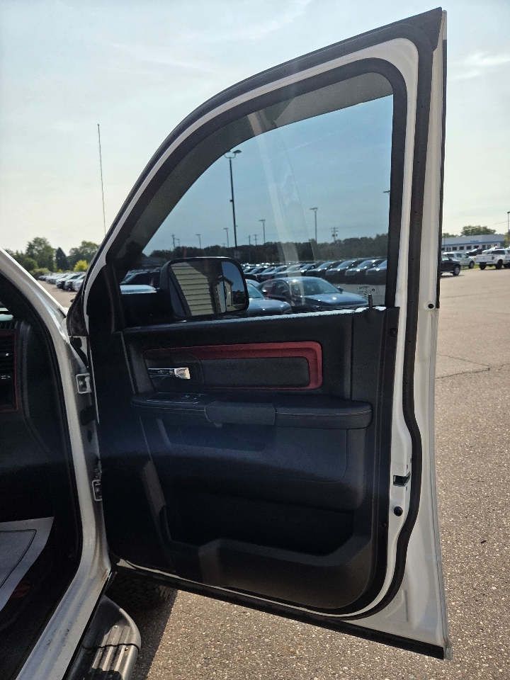 2016 Ram 1500 Rebel photo 14