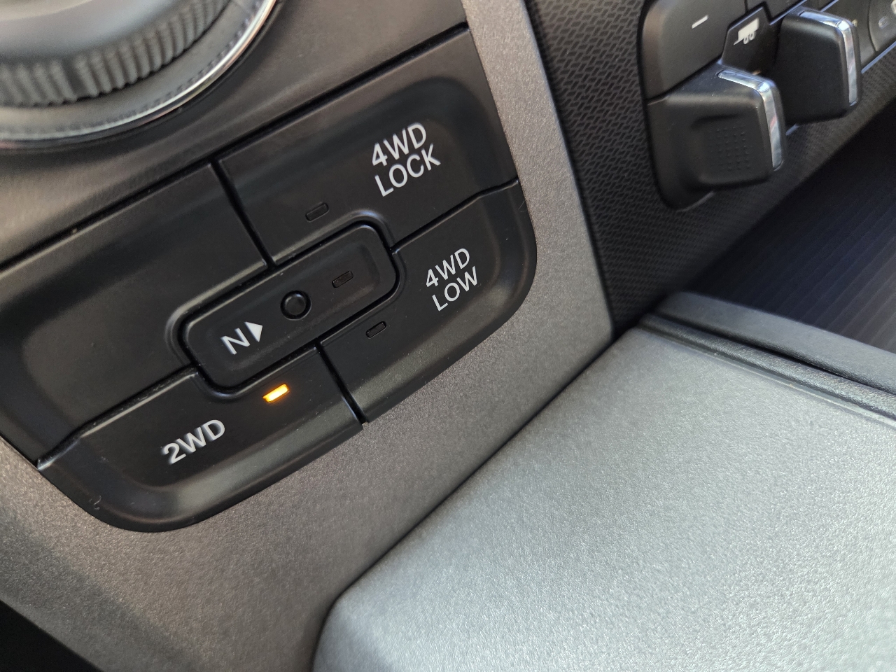 2016 Ram 1500 Rebel photo 22