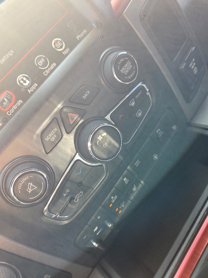2016 Ram 1500 Rebel photo 24