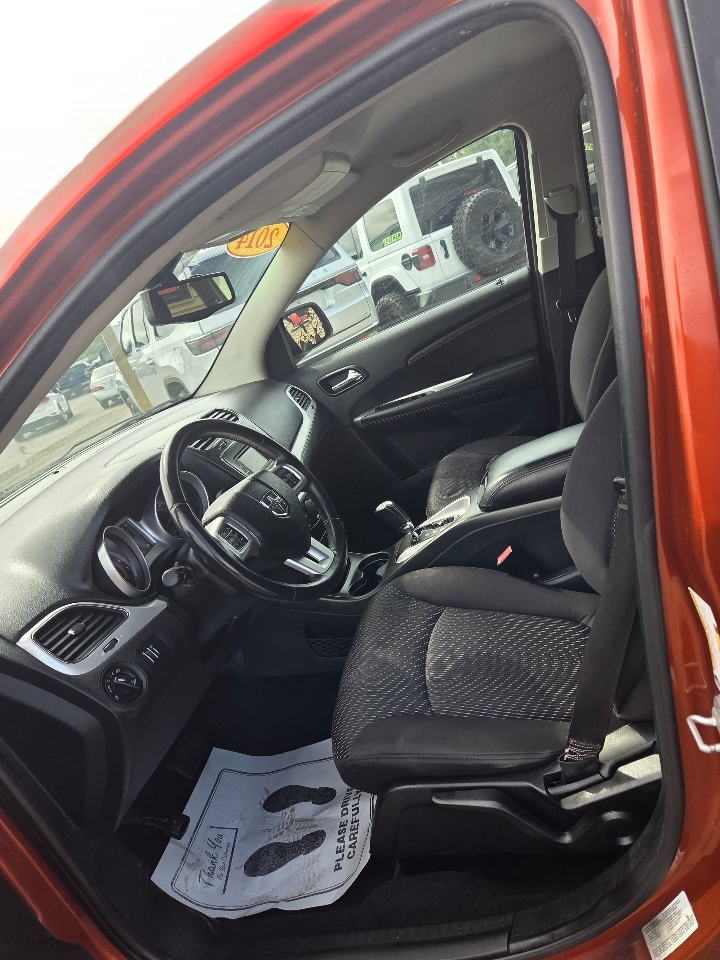 2014 Dodge Journey SXT photo 9
