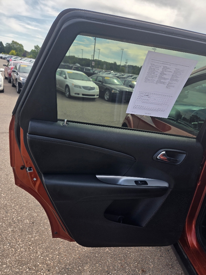 2014 Dodge Journey SXT photo 12