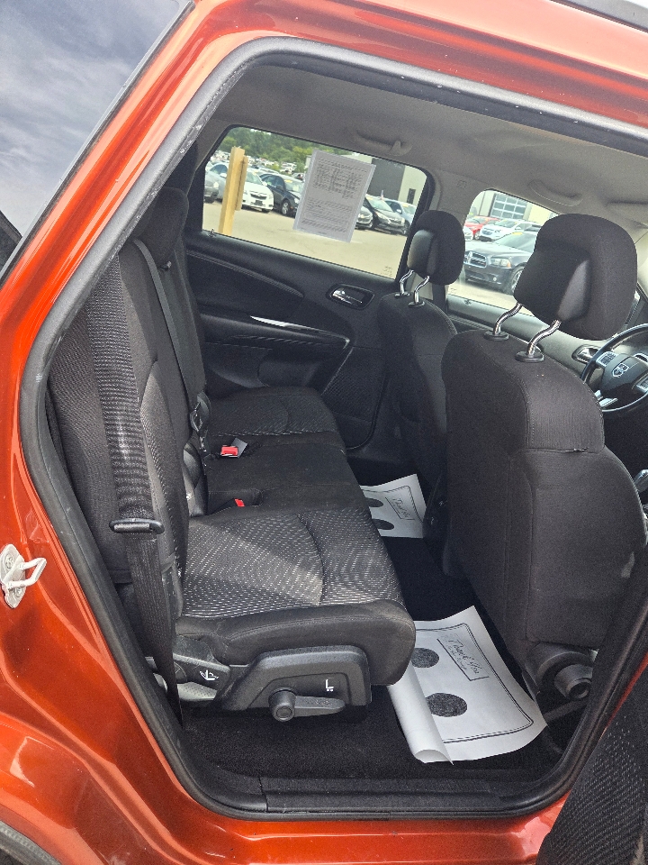 2014 Dodge Journey SXT photo 13