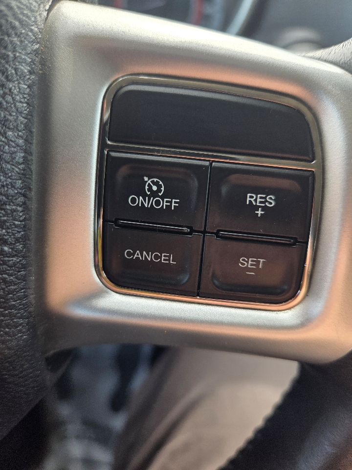 2014 Dodge Journey SXT photo 19