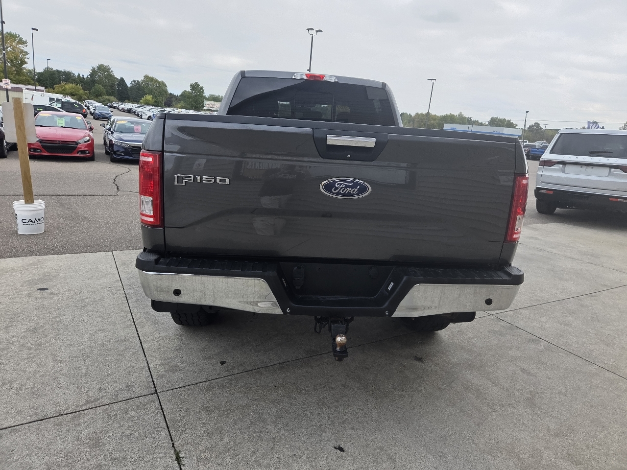 2015 Ford F-150 XLT photo 6