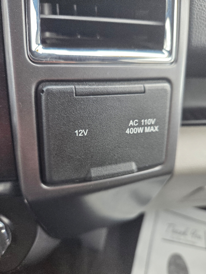 2015 Ford F-150 XLT photo 25