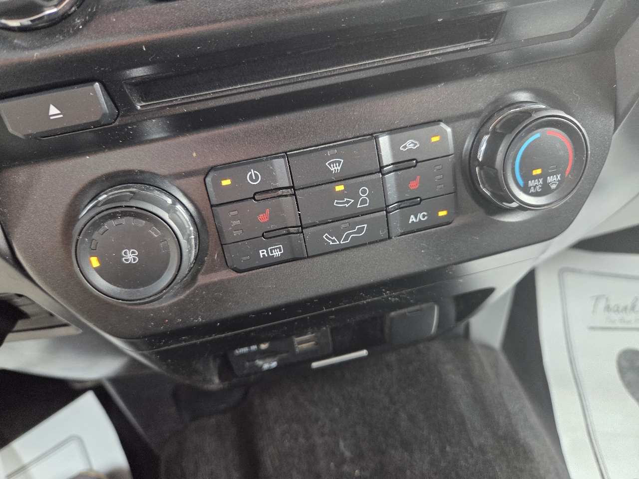 2015 Ford F-150 XLT photo 26