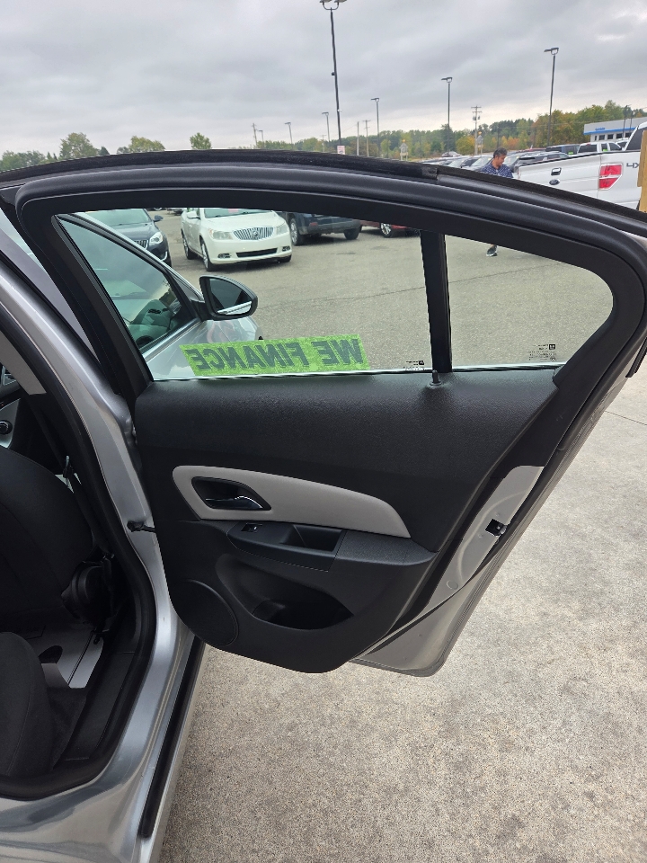 Chevrolet Cruze 2LS 2011