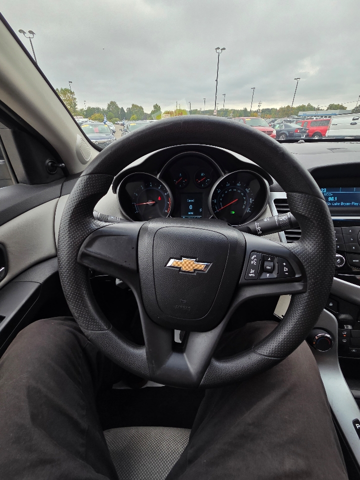 Chevrolet Cruze 2LS 2011