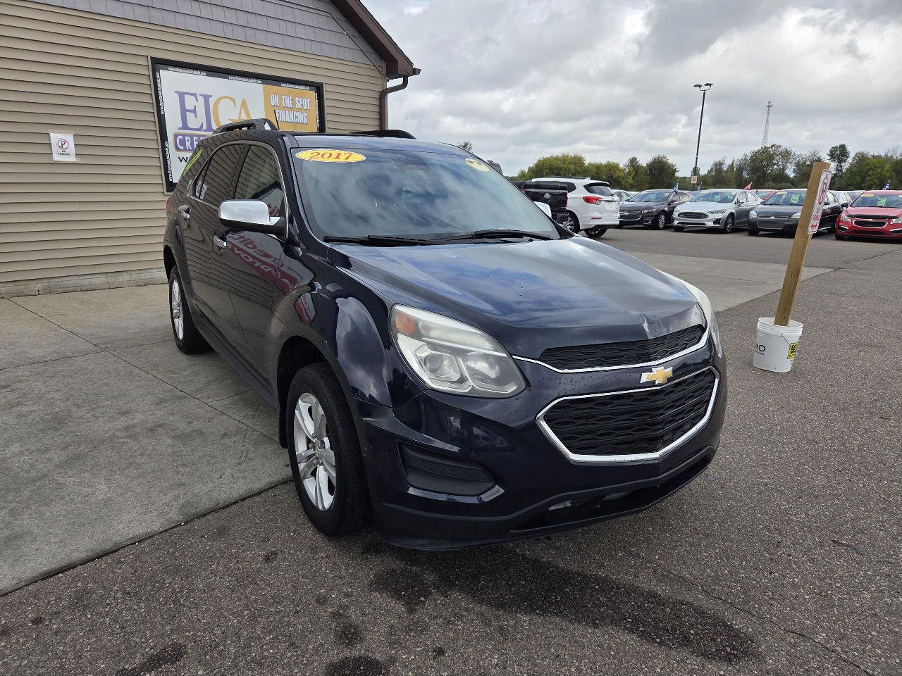 2017 Chevrolet Equinox Premier photo 3