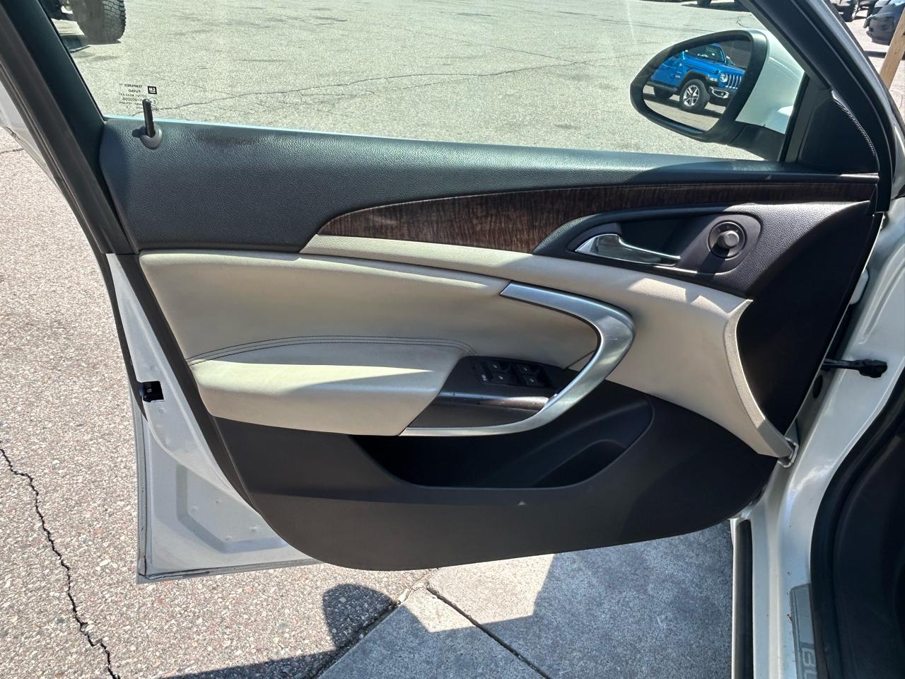 Buick Regal Turbo Premium 1 2012