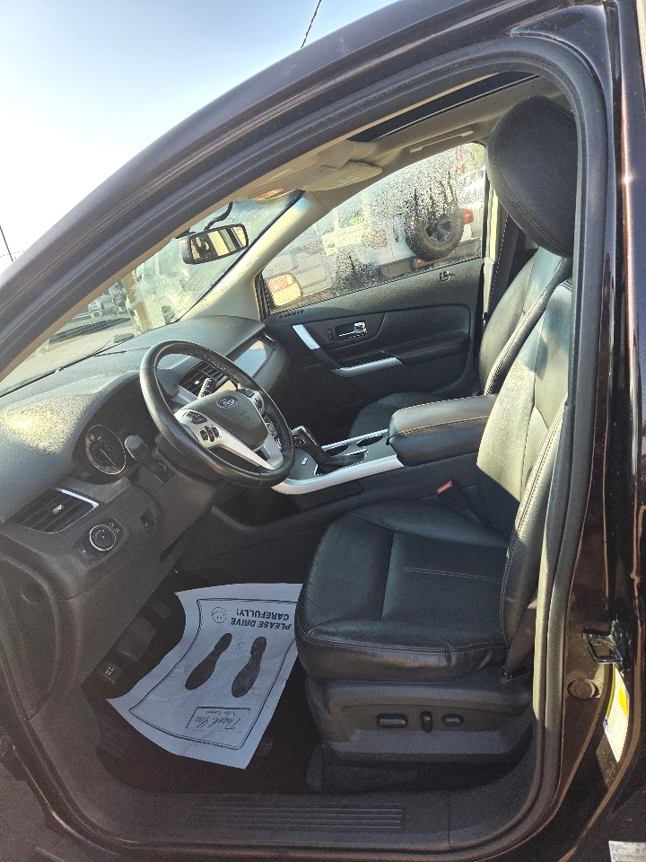 2013 Ford Edge SEL photo 9