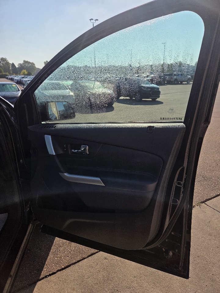 2013 Ford Edge SEL photo 15