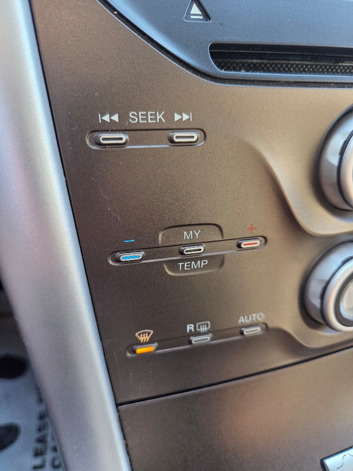 2013 Ford Edge SEL photo 23