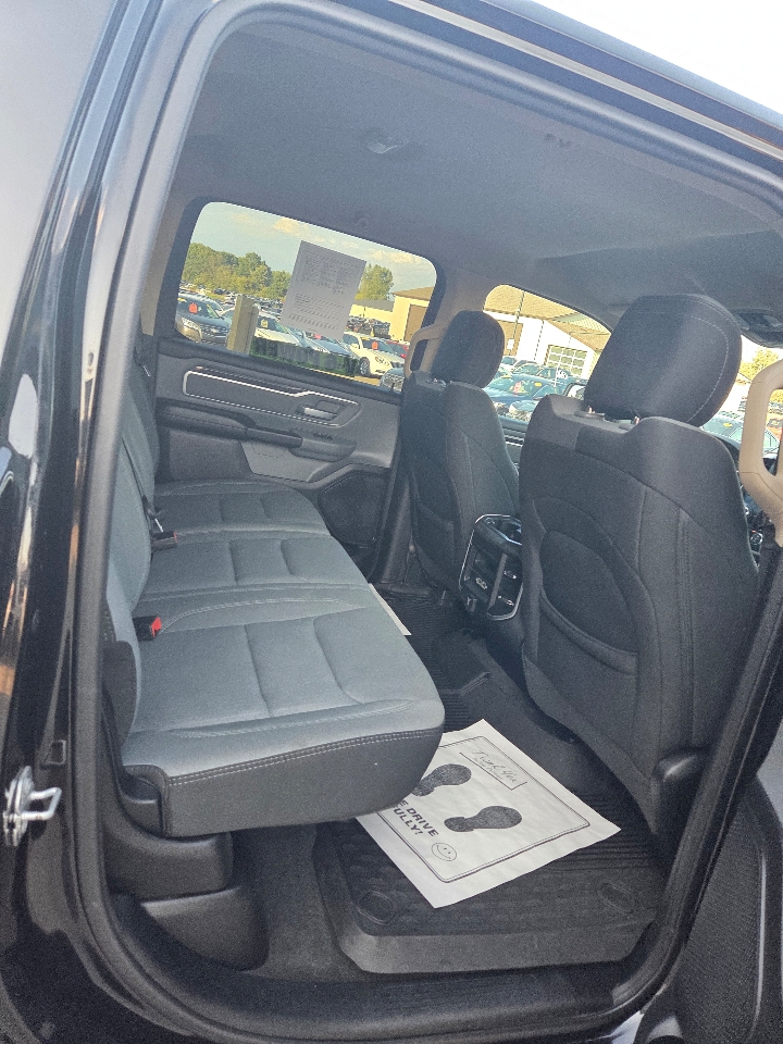 2020 Ram 1500 Big Horn photo 13