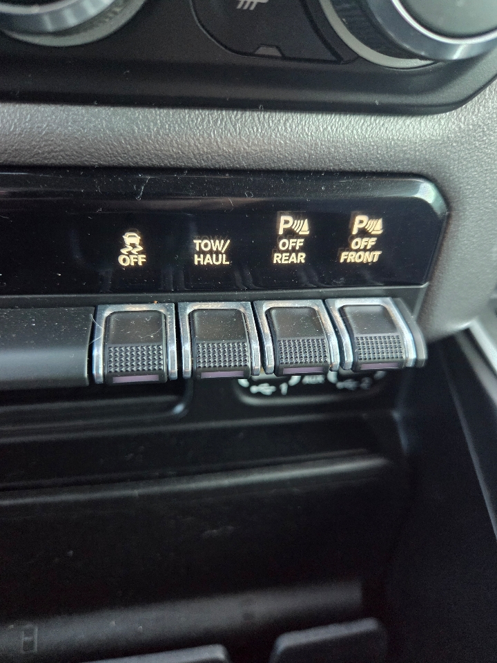 2020 Ram 1500 Big Horn photo 28