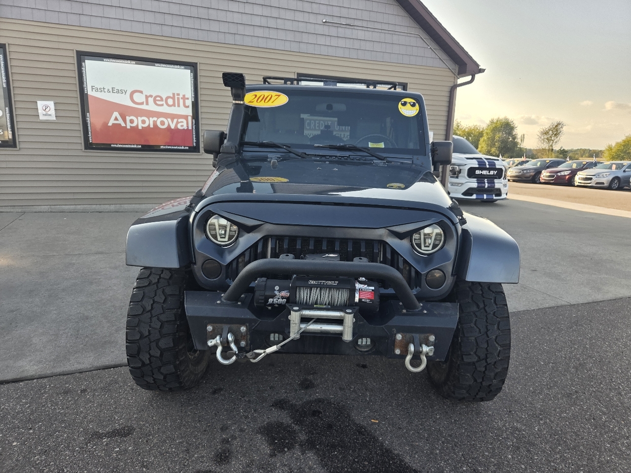 2007 Jeep Wrangler Unlimited Sahara photo 2
