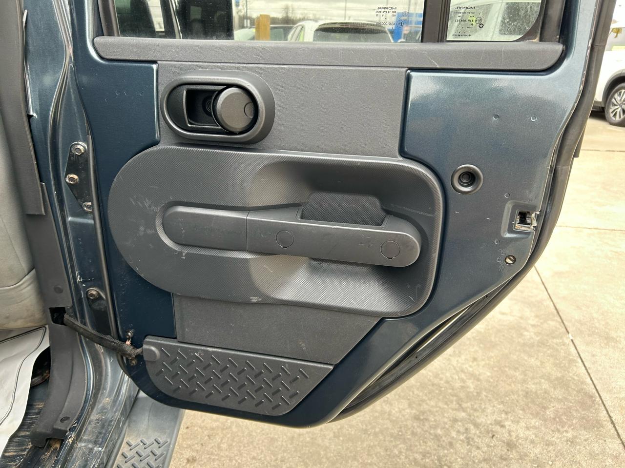 Jeep Wrangler Unlimited Sahara 4WD 2007