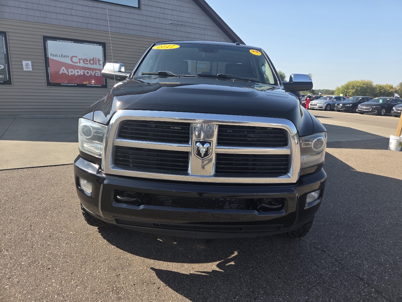 2017 Ram 3500 Laramie photo 2