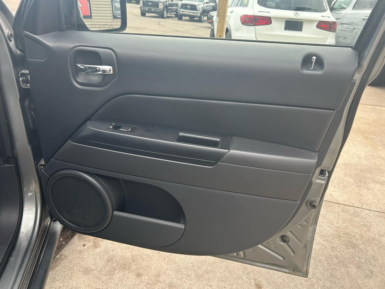 Jeep Patriot Sport 4WD 2012