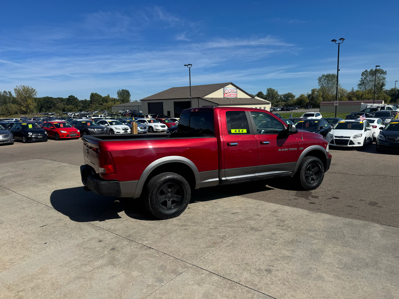 2011 Ram 1500 SLT photo 4