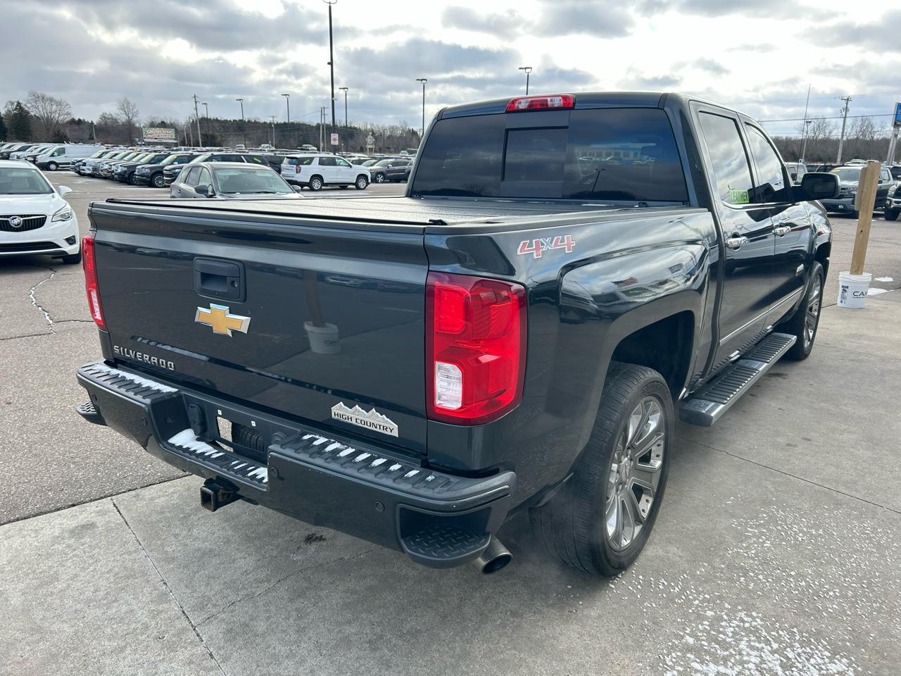 Chevrolet Silverado 1500 High Country Crew Cab Short Box 4WD 2017