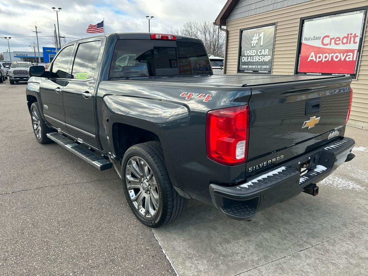 Chevrolet Silverado 1500 High Country Crew Cab Short Box 4WD 2017
