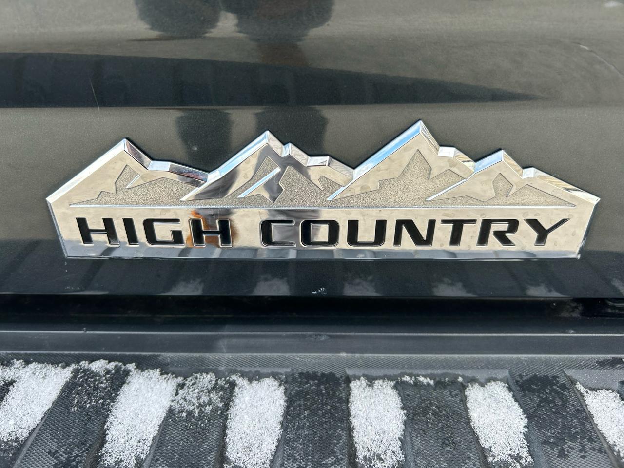 Chevrolet Silverado 1500 High Country Crew Cab Short Box 4WD 2017