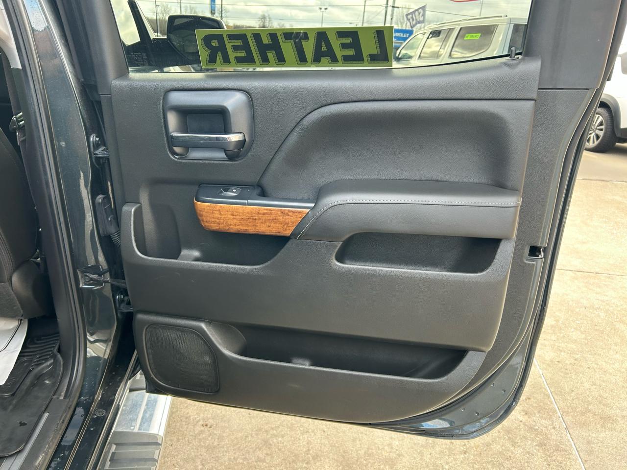 Chevrolet Silverado 1500 High Country Crew Cab Short Box 4WD 2017