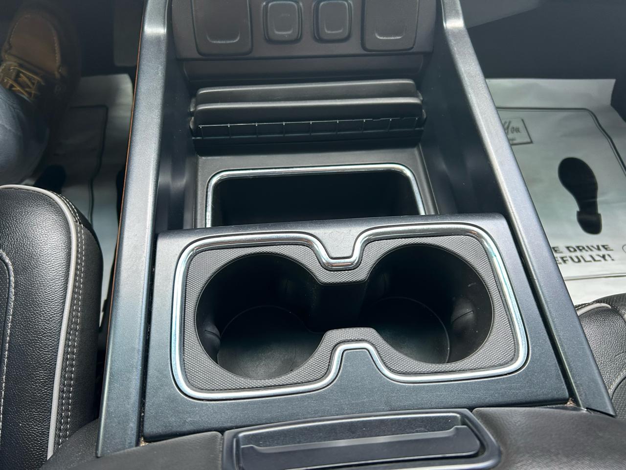 Chevrolet Silverado 1500 High Country Crew Cab Short Box 4WD 2017