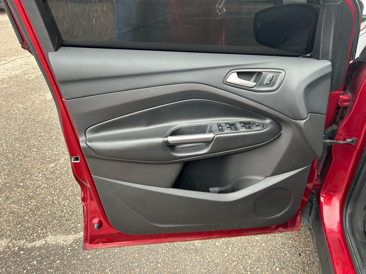 Ford Escape SE FWD 2017