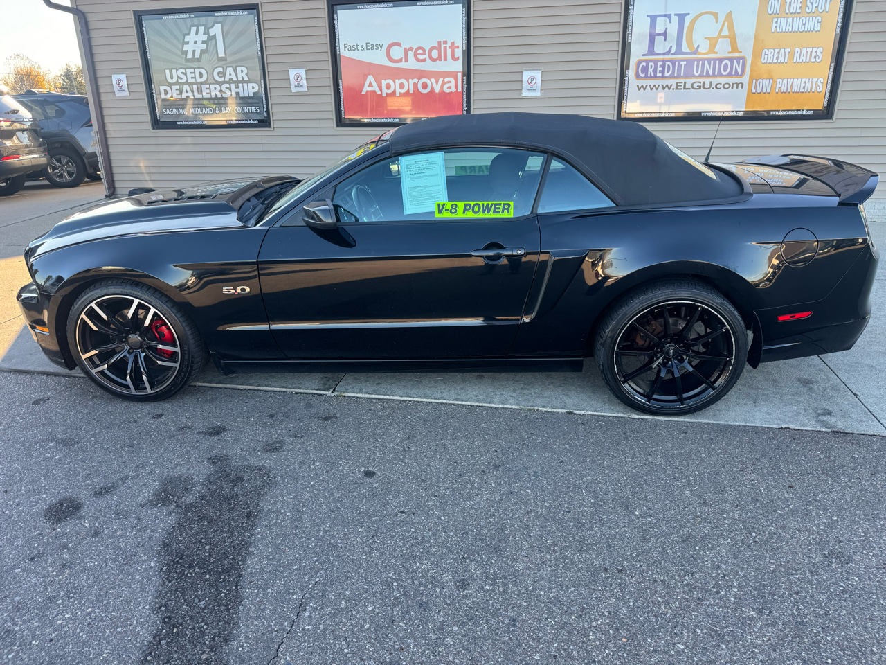 Ford Mustang GT convertible 2014