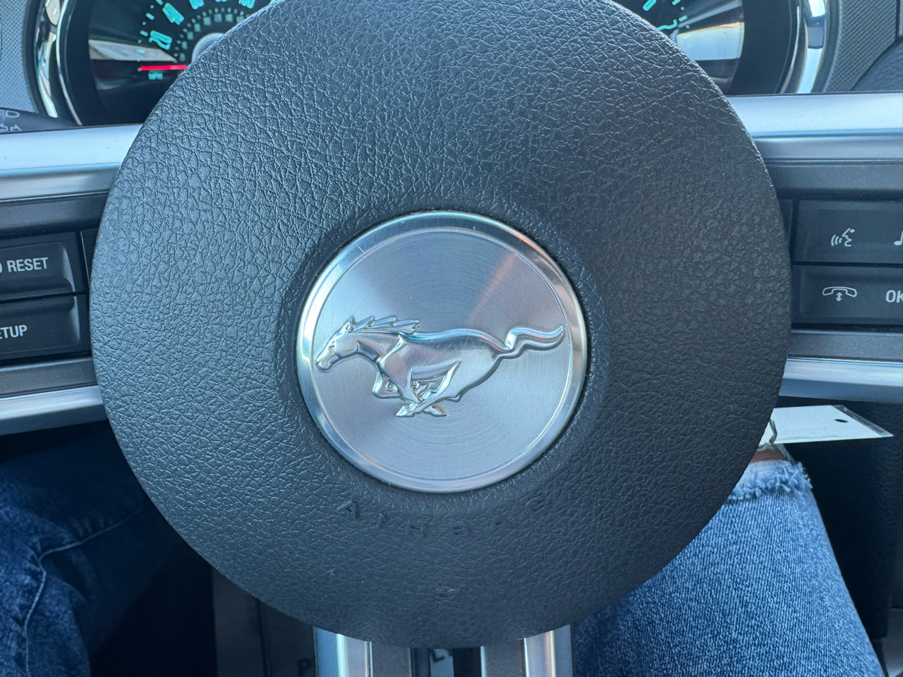 Ford Mustang GT convertible 2014