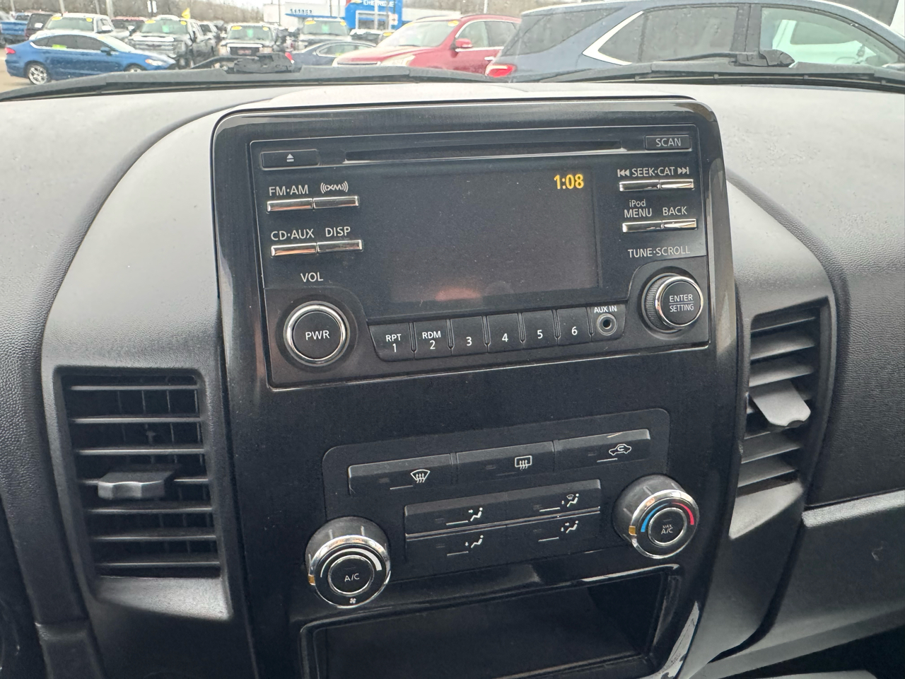 Nissan Titan S King Cab 2WD 2013