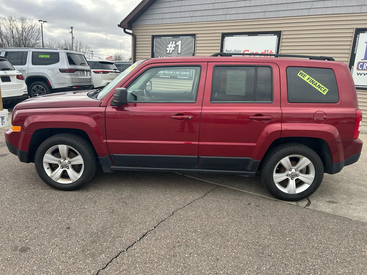Jeep Patriot Latitude 2WD 2014