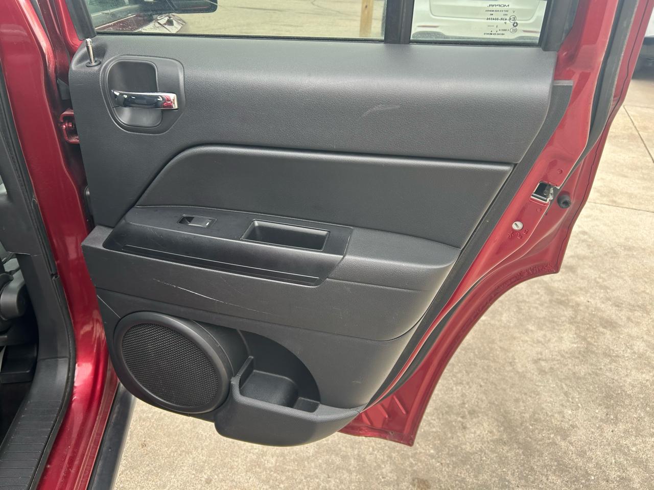 Jeep Patriot Latitude 2WD 2014