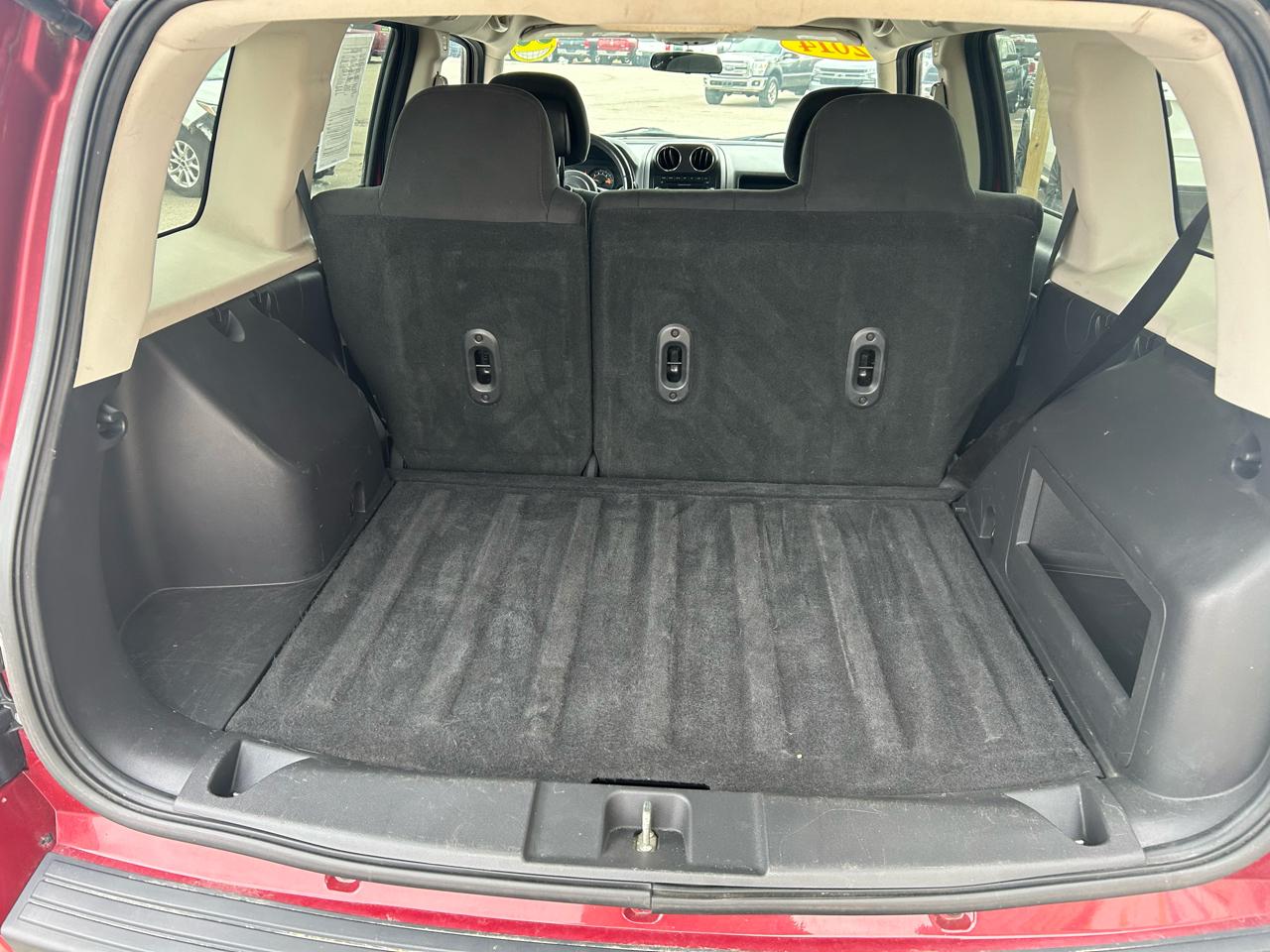 Jeep Patriot Latitude 2WD 2014