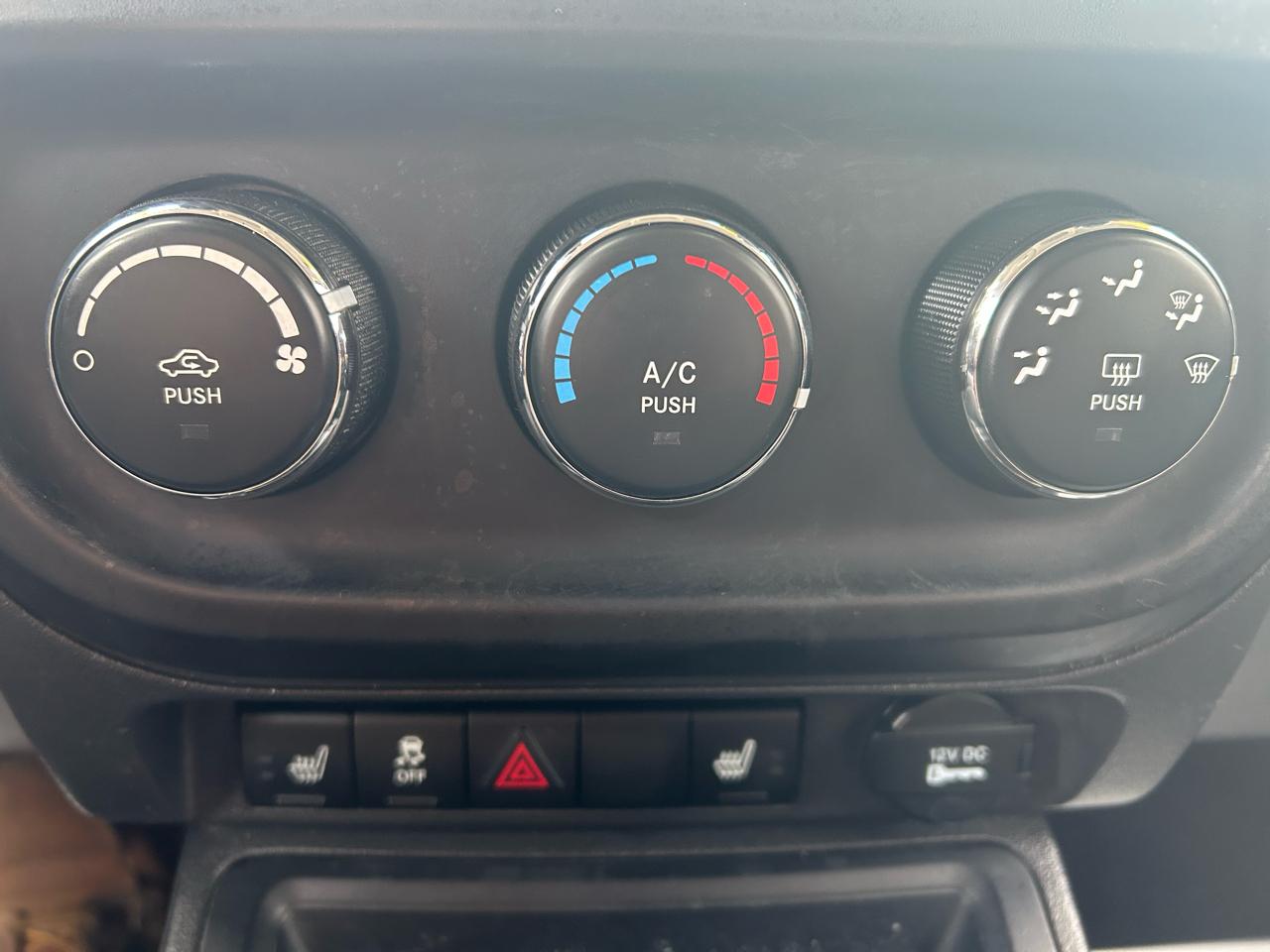 Jeep Patriot Latitude 2WD 2014