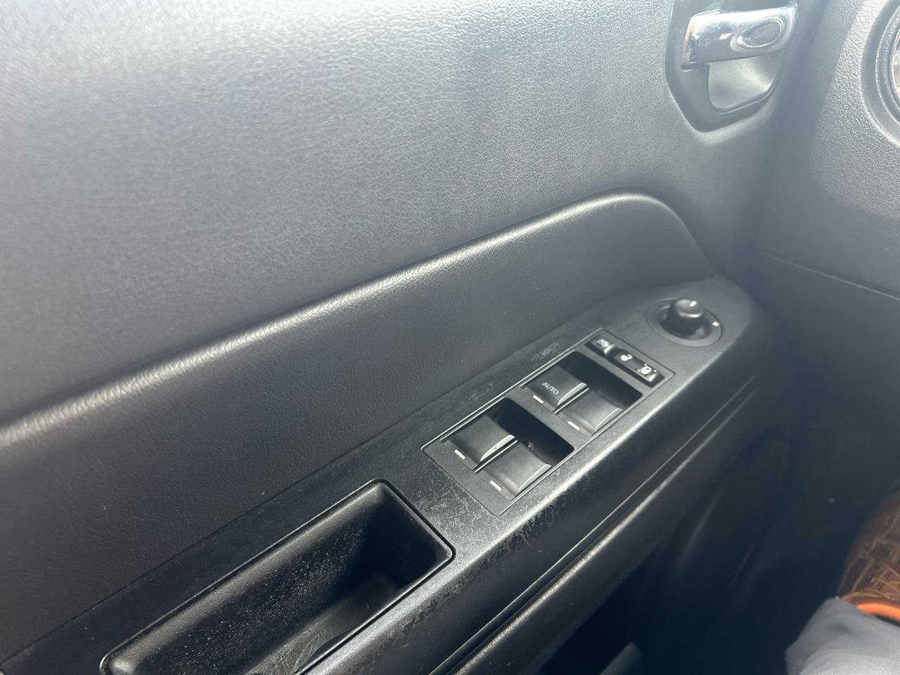 Jeep Patriot Latitude 2WD 2014