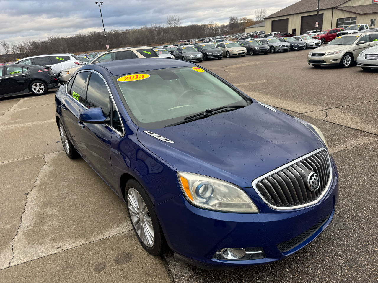 Buick Verano Base 2013